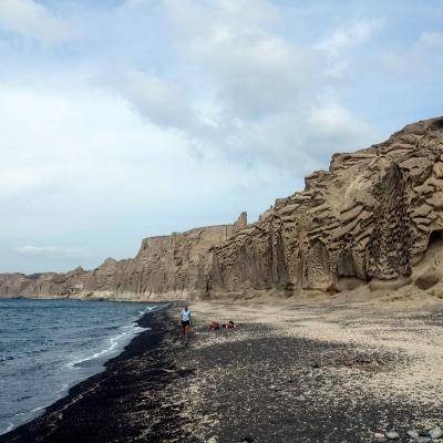 Vlichada beach with cliff face