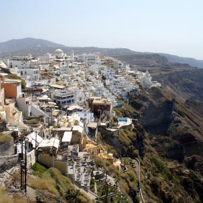Overview of most houses in Calderalage in Fira